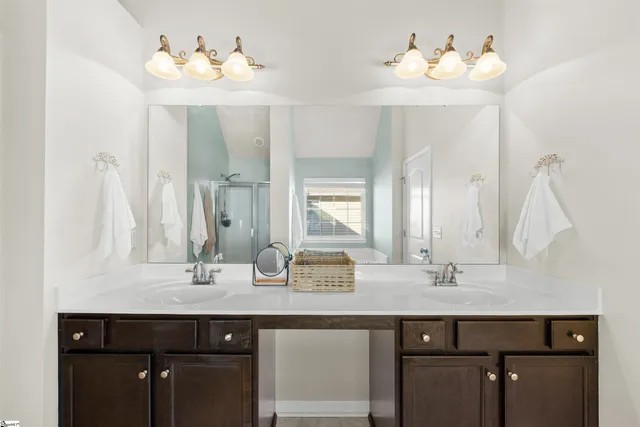 $399,500 | 8 Valley Bluff Lane, Simpsonville, SC 29680