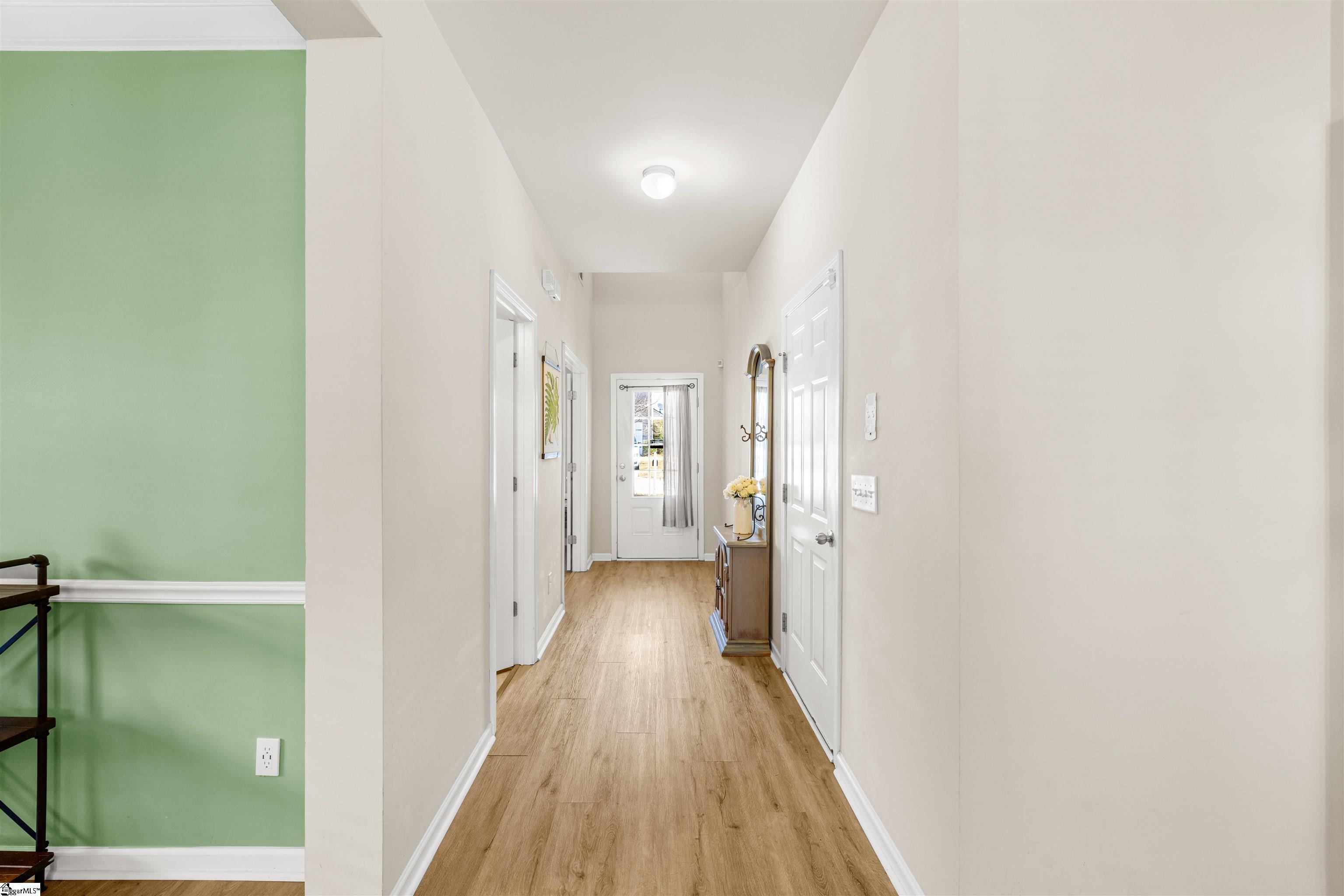 8 Valley Bluff Lane Simpsonville, SC 29680 - Photo 3 of 32