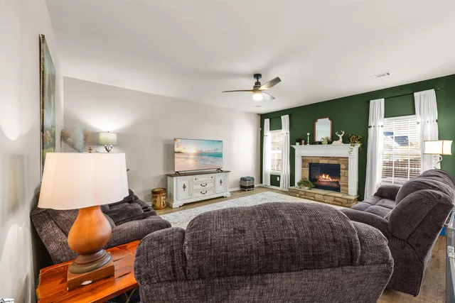 $410,000 | 8 Valley Bluff Lane, Simpsonville, SC 29680