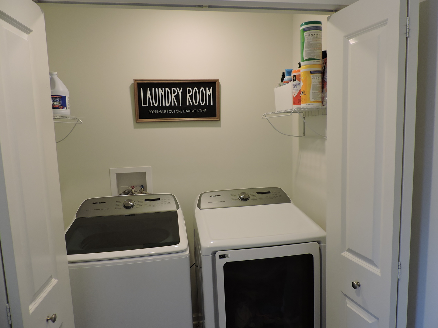 3726 Bailey Road Yorkville, IL 60560 - Photo 19 of 21 a utility room with dryer and washer