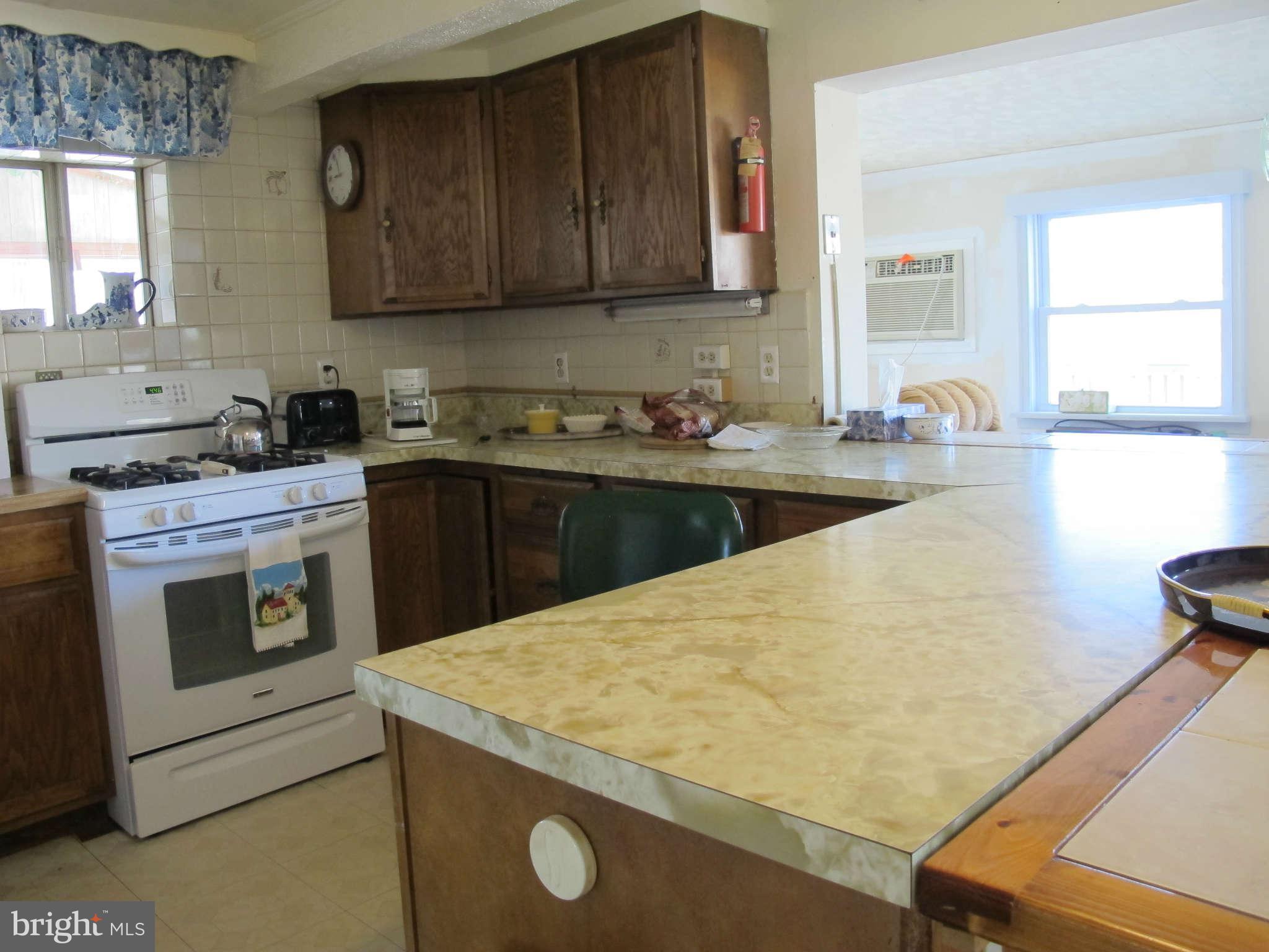 7459 Kennedy Road Nokesville, VA 20181 - Photo 24 of 30 Kitchen