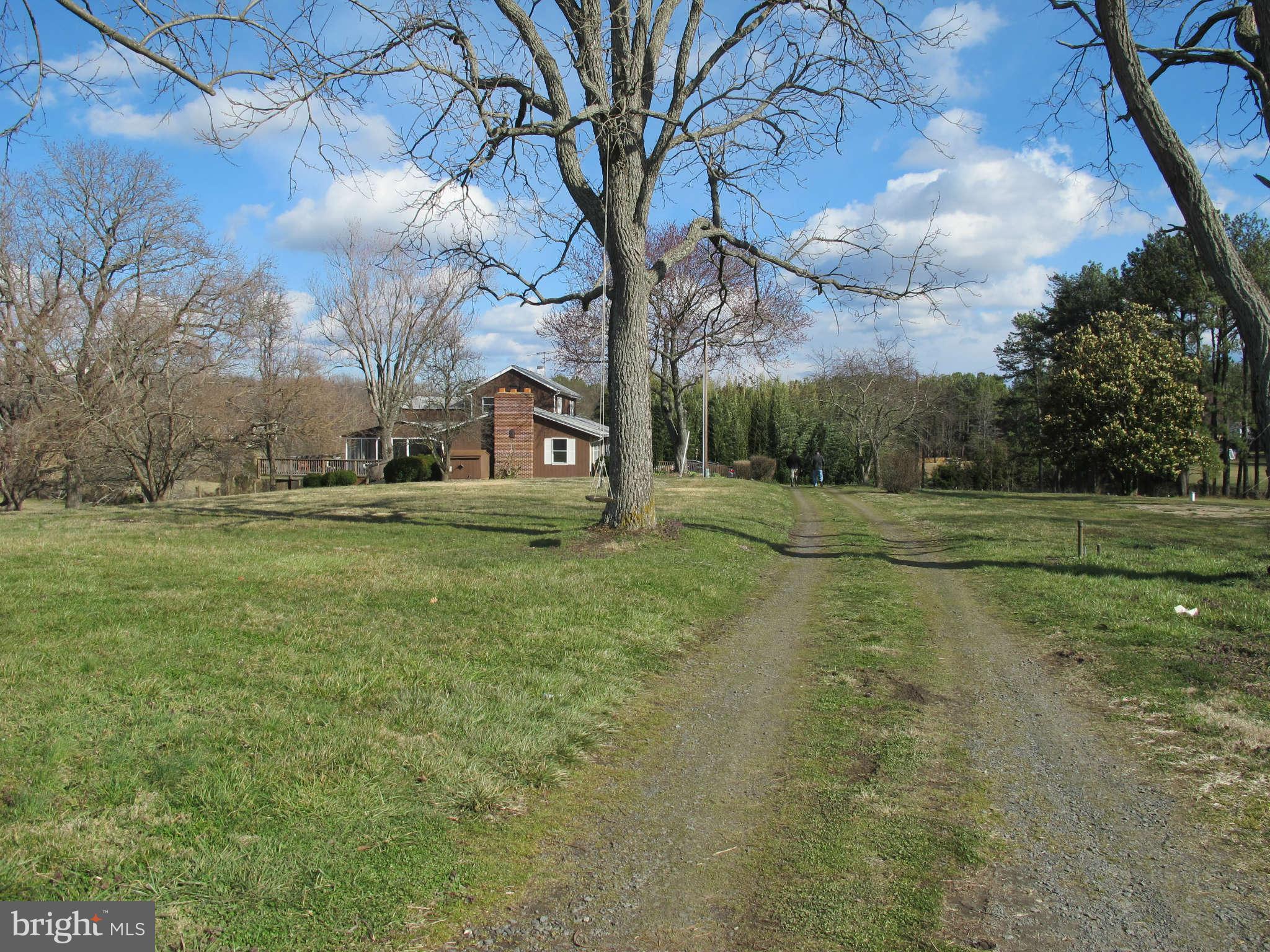 7459 Kennedy Road Nokesville, VA 20181 - Photo 4 of 30 Exterior (General)