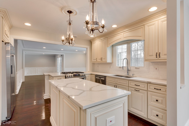 560 Buena Road, Unit 1 Lake Forest, IL 60045 - Photo 5 of 39