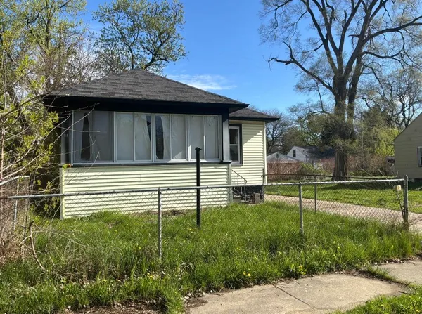 $27,000 | 317 East Baltimore Boulevard, Flint, MI 48505