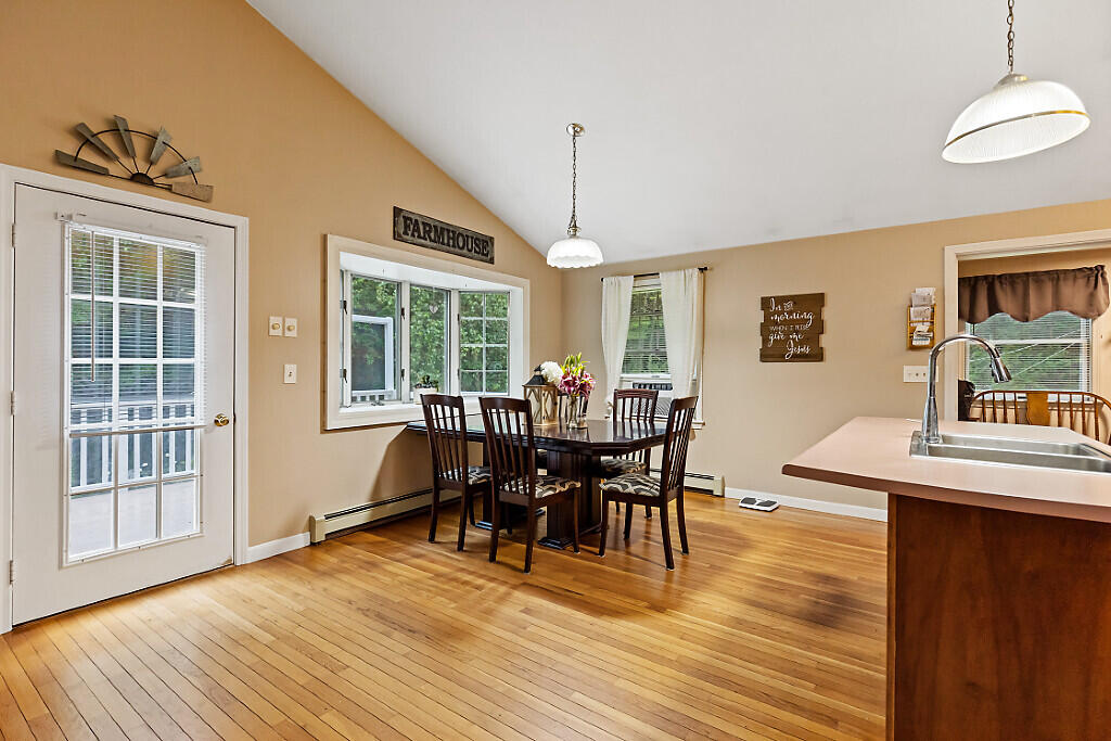 279 Dunn Road Belgrade, ME 04917 - Photo 19 of 41 Dining