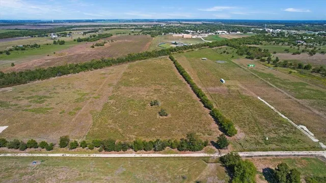 $225,000 | 534 Deer Lane, Celeste, TX 75423