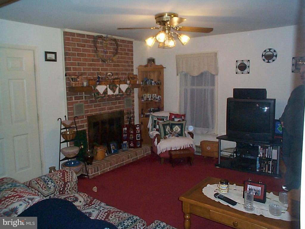 13 Ruffleg Circle Denver, PA 17517 - Photo 4 of 9
