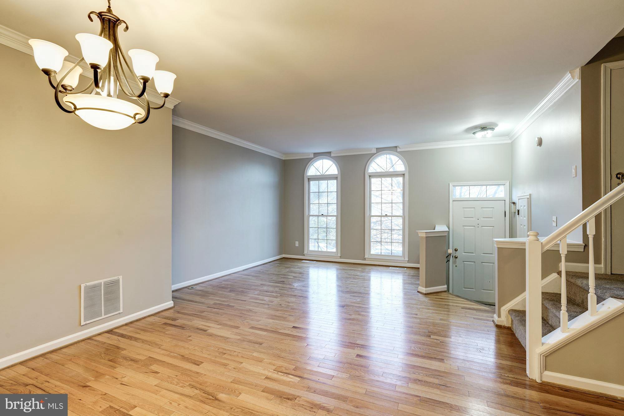 46917 Rabbitrun Terrace Sterling, VA 20164 - Photo 6 of 29 Dining Room