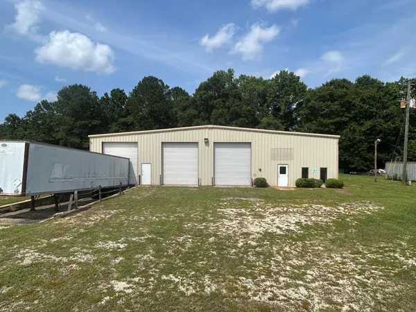 $3,500 | 475 Ross Clark Circle, Dothan, AL 36303