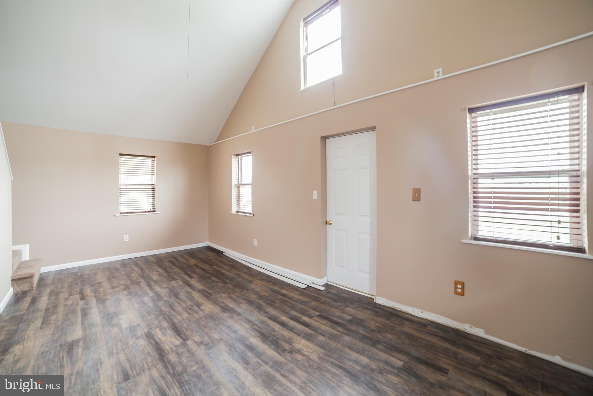 26712 Morgnec Road Chestertown, MD 21620 - Photo 15 of 20 Family Room