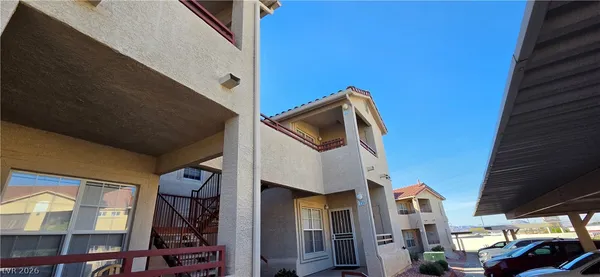 $225,000 | 520 Arrowhead Trail, Unit 221, Henderson, NV 89015