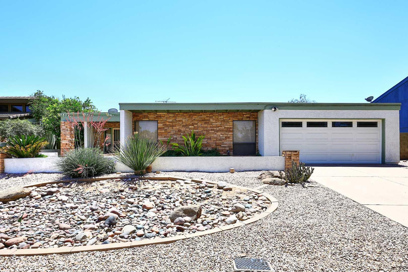 1627 East Redfield Road Tempe, AZ 85283 - Photo 2 of 42 Photo #3