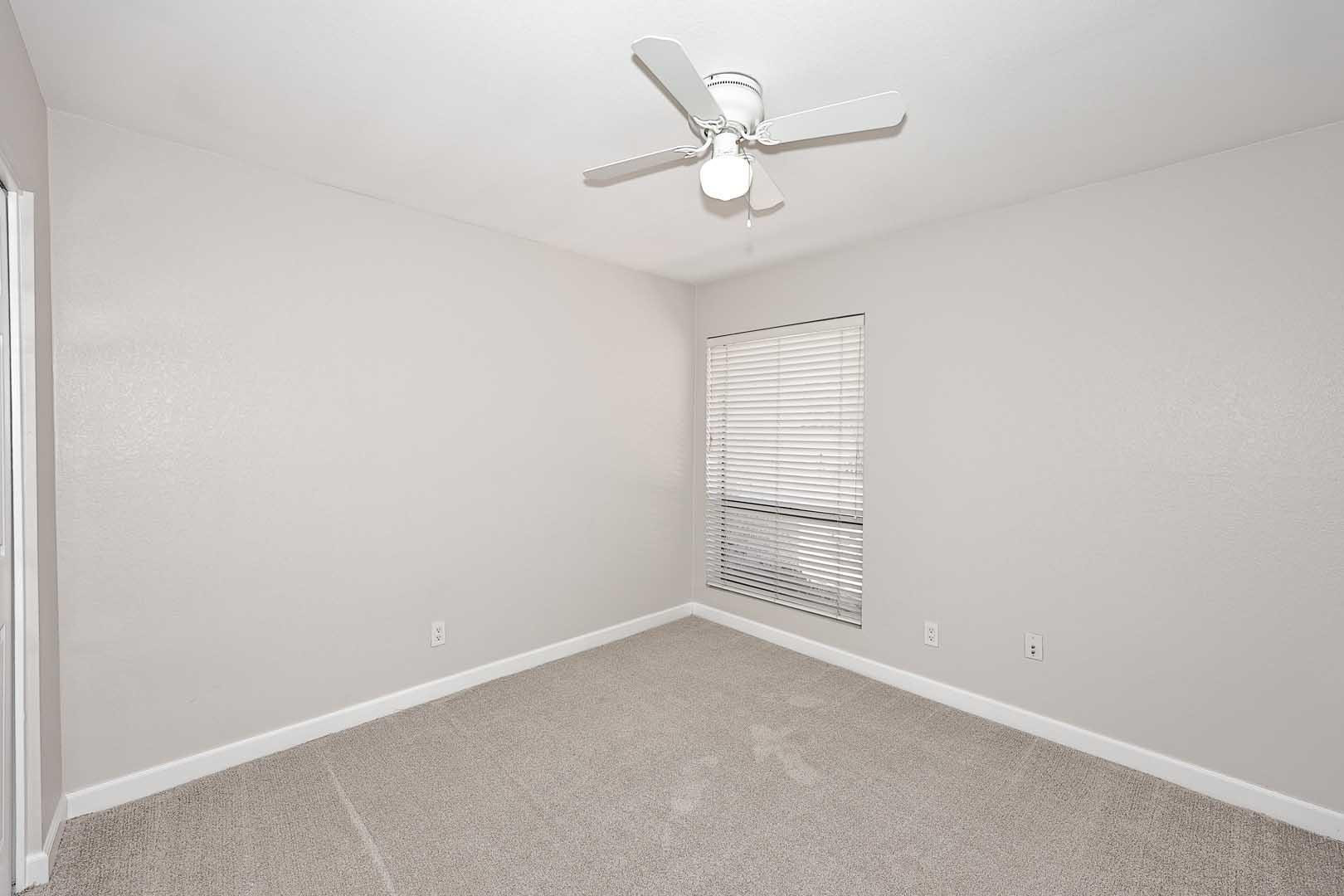 1627 East Redfield Road Tempe, AZ 85283 - Photo 27 of 42 Photo #28