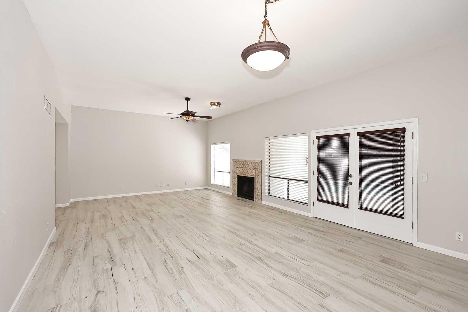1627 East Redfield Road Tempe, AZ 85283 - Photo 8 of 42 Photo #9