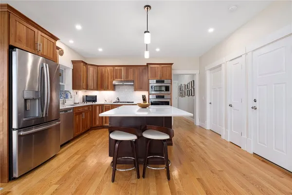 $1,175,000 | 35 Abbey Road, South Kingstown, RI 02879