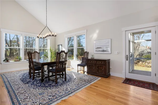 $1,175,000 | 35 Abbey Road, South Kingstown, RI 02879
