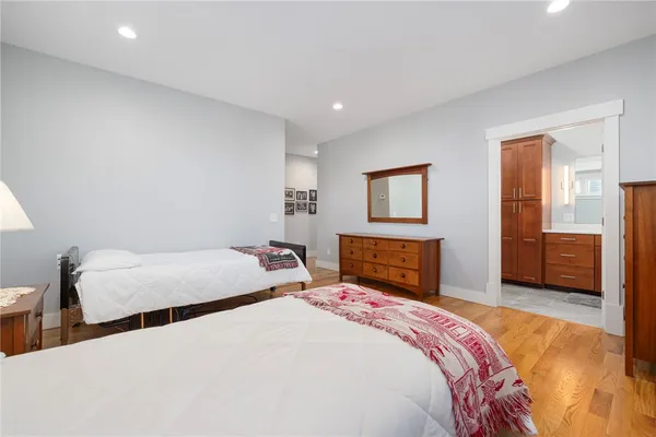 $1,175,000 | 35 Abbey Road, South Kingstown, RI 02879