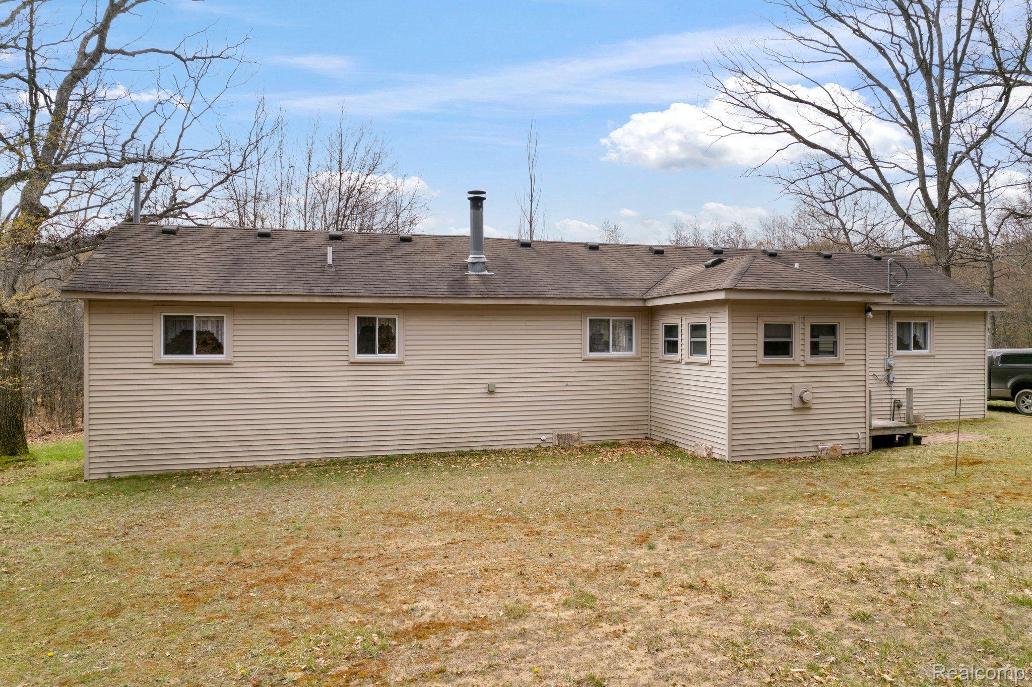 8491 East Long Lake Road Harrison, MI 48625 - Photo 30 of 71 Gallery Image 30