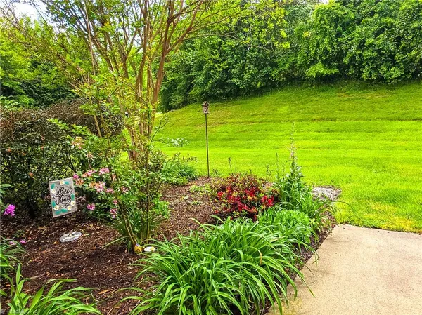 $330,000 | 107 Plantation Pl Lane, Mount Airy, NC 27030