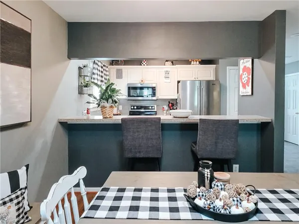$330,000 | 107 Plantation Pl Lane, Mount Airy, NC 27030