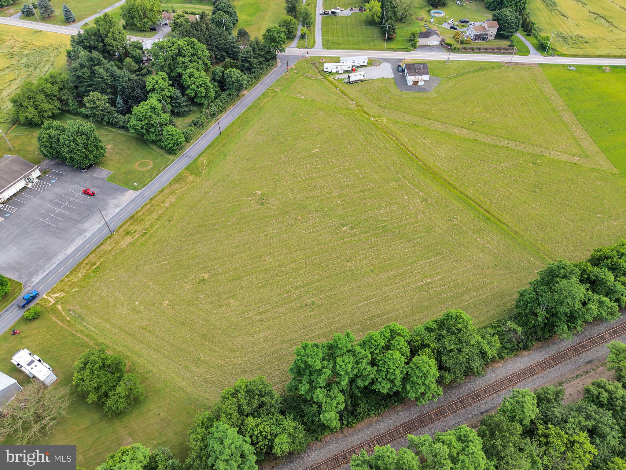 1112 Sheaffer Road Mechanicsburg, PA 17055 - Photo 4 of 14