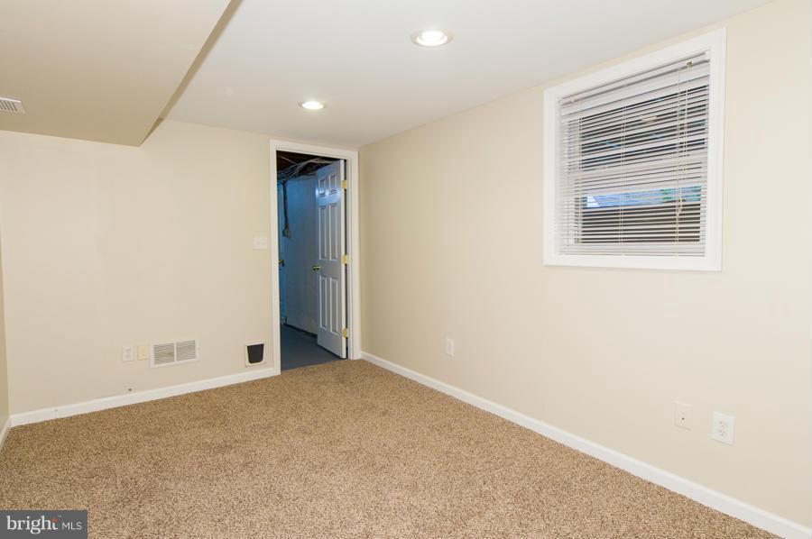 8706 Jenifer Road Baltimore, MD 21234 - Photo 19 of 27 Bedroom