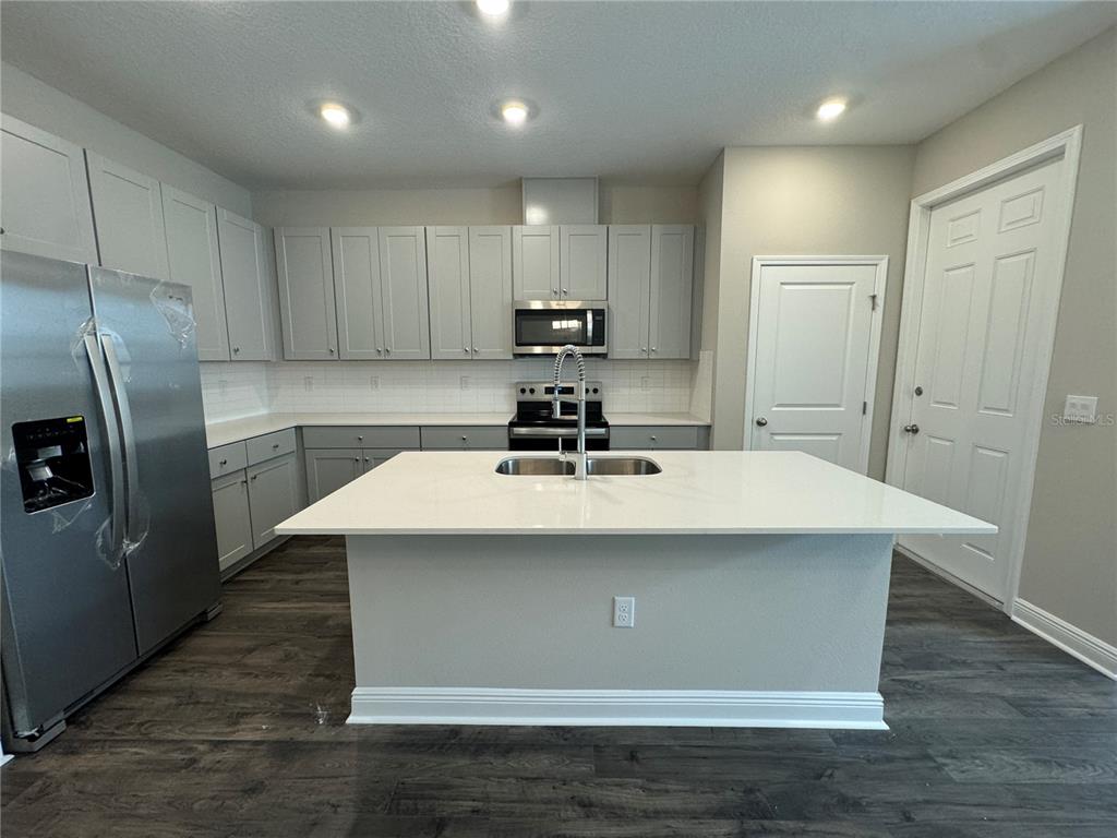 16362 Hamlin Hills Road Winter Garden, FL 34787 - Photo 5 of 31