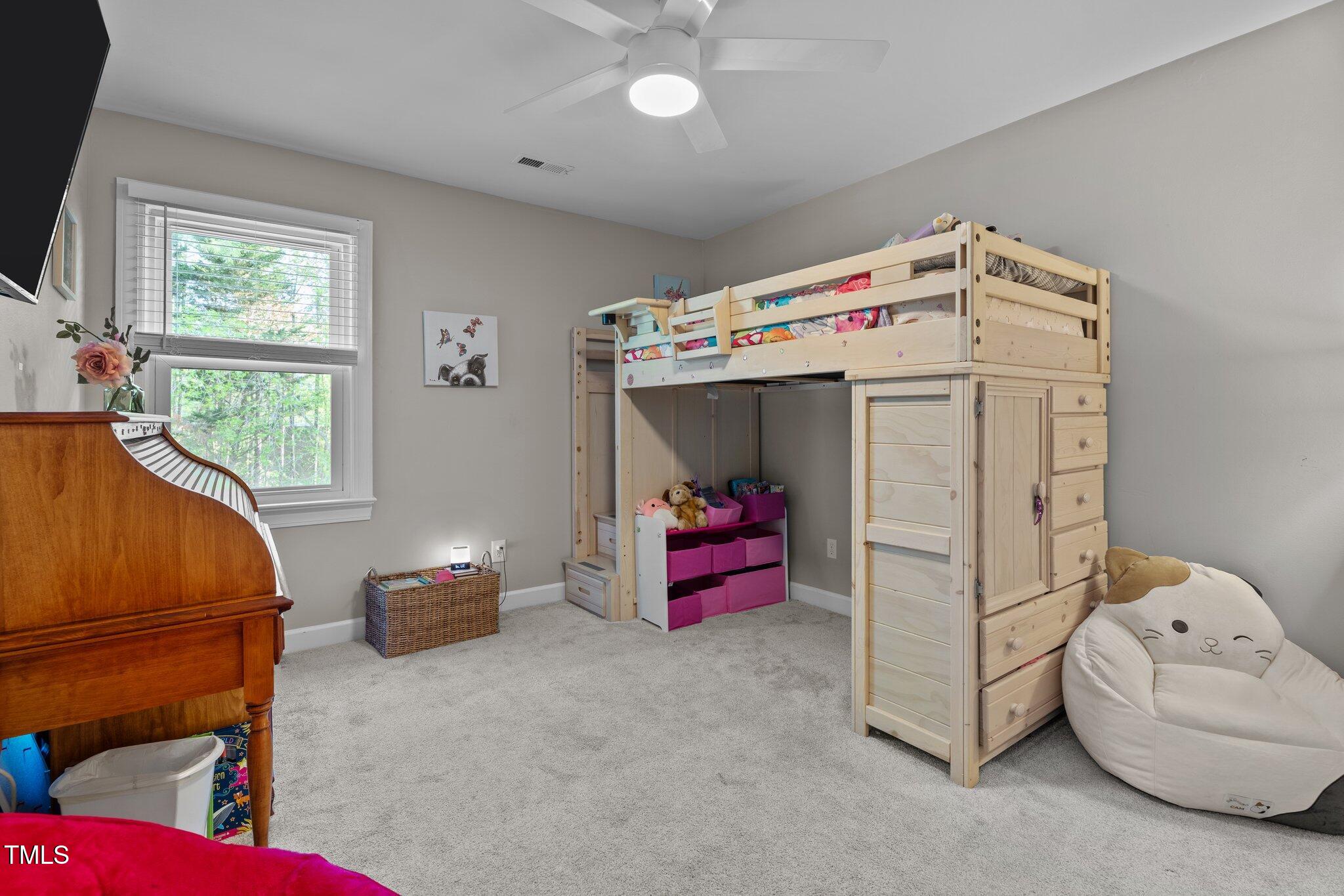 8333 Bellingham Circle Raleigh, NC 27615 - Photo 17 of 30 a utility room with dryer and washer