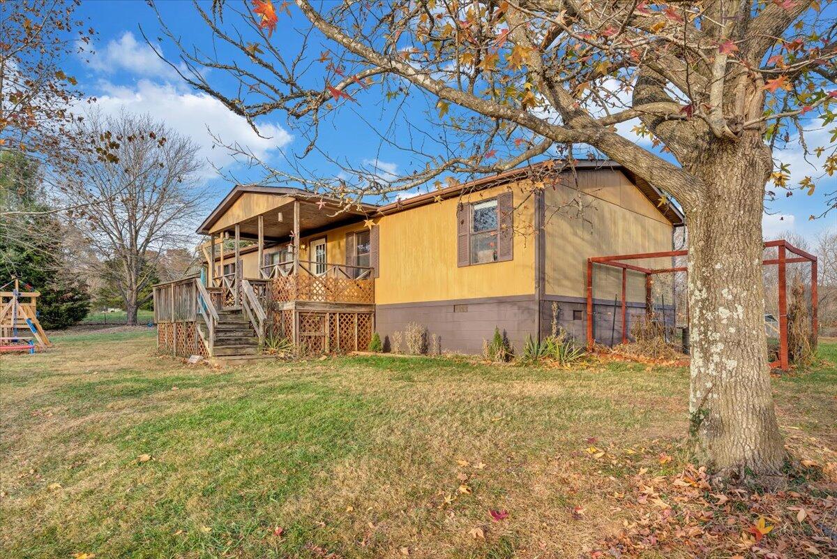 1290 Shoulder Run Road Moneta, VA 24121 - Photo 1 of 29 24-MIB08739