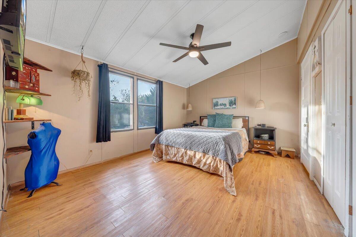 1290 Shoulder Run Road Moneta, VA 24121 - Photo 15 of 29 17-MIB08721
