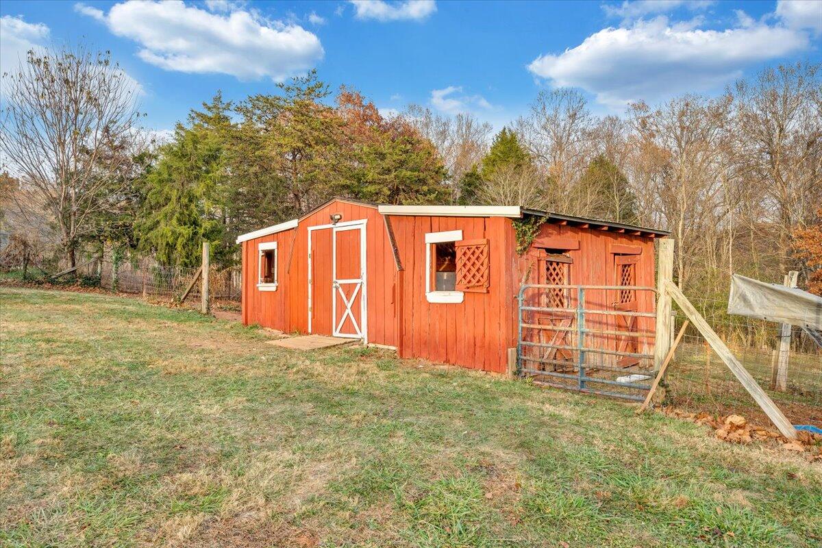 1290 Shoulder Run Road Moneta, VA 24121 - Photo 27 of 29 33-MIB08772