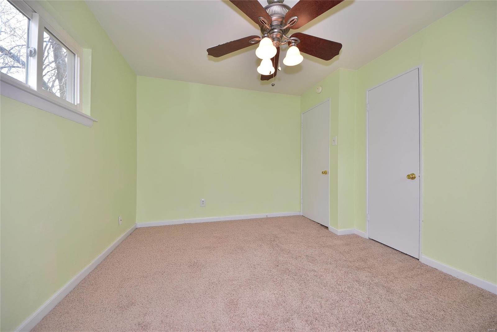 229 Ballwin Avenue Ballwin, MO 63021 - Photo 16 of 27 Gallery Image 16