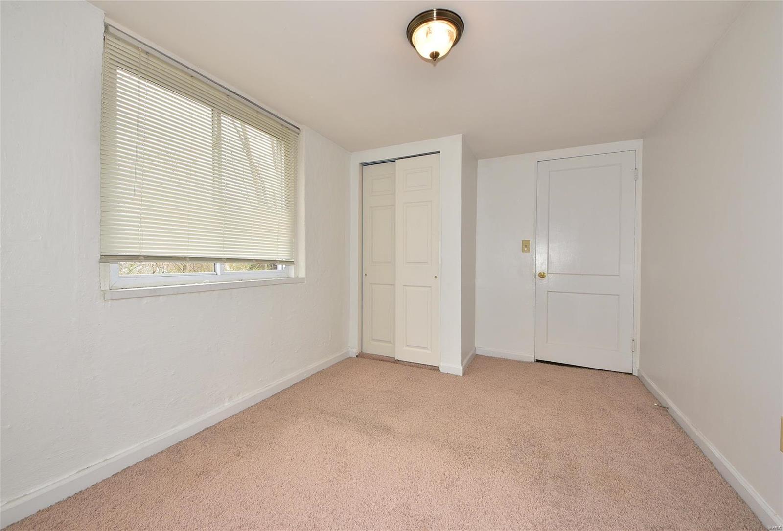 229 Ballwin Avenue Ballwin, MO 63021 - Photo 22 of 27 Gallery Image 22
