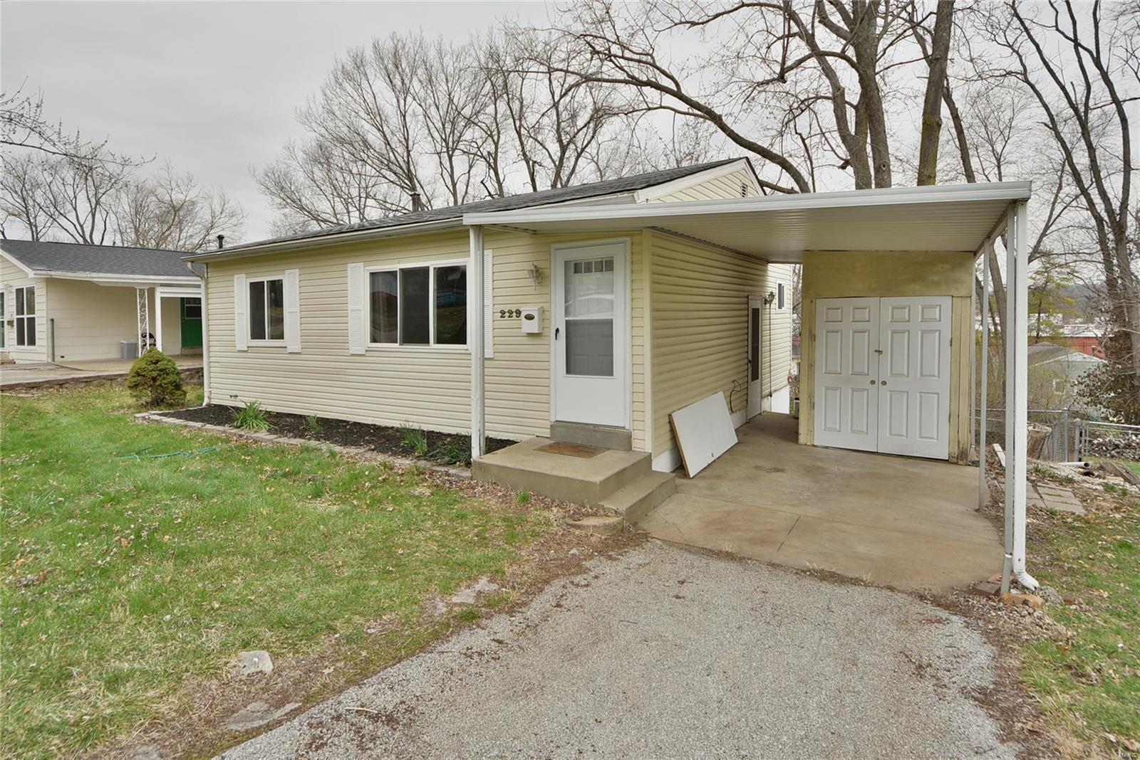 229 Ballwin Avenue Ballwin, MO 63021 - Photo 26 of 27 Gallery Image 26
