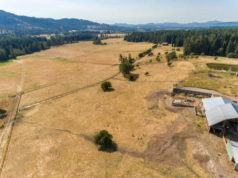 1592 Kings Lake Road Usk, WA 99180 - Photo 9 of 11