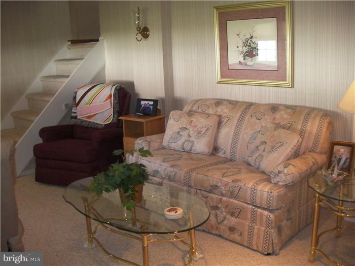 433 Haywood Road Ambler, PA 19002 - Photo 12 of 16 Gallery Image 12