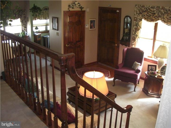433 Haywood Road Ambler, PA 19002 - Photo 4 of 16 Gallery Image 4