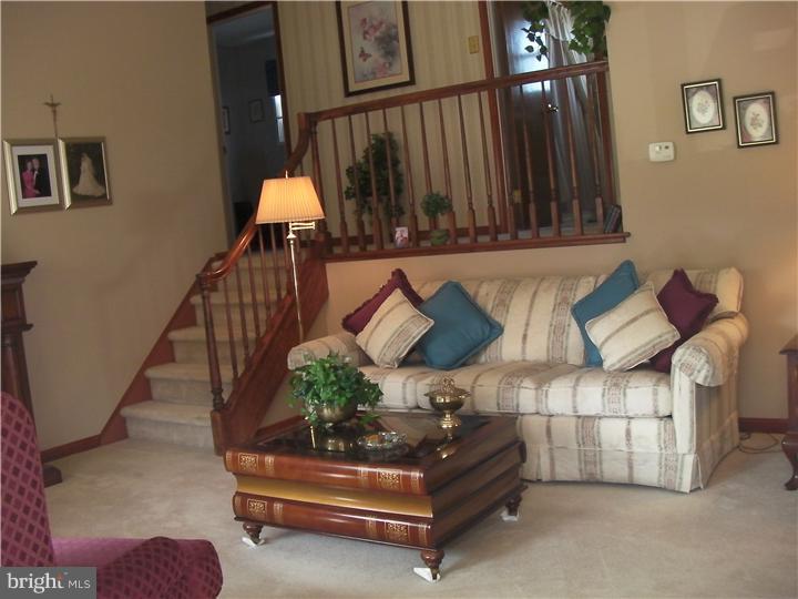 433 Haywood Road Ambler, PA 19002 - Photo 5 of 16 Gallery Image 5