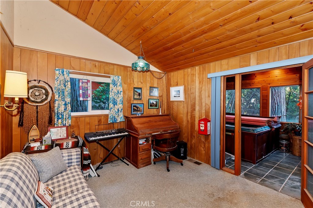 778 Deer Trail Crestline, CA 92325 - Photo 19 of 54