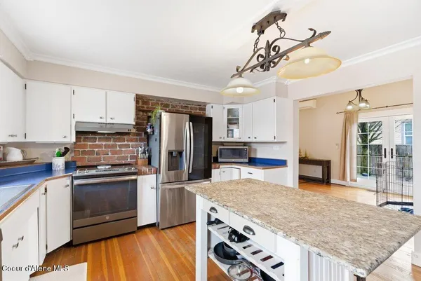 $1,049,000 | 1027 East Indiana Avenue, Coeur D'Alene, ID 83814