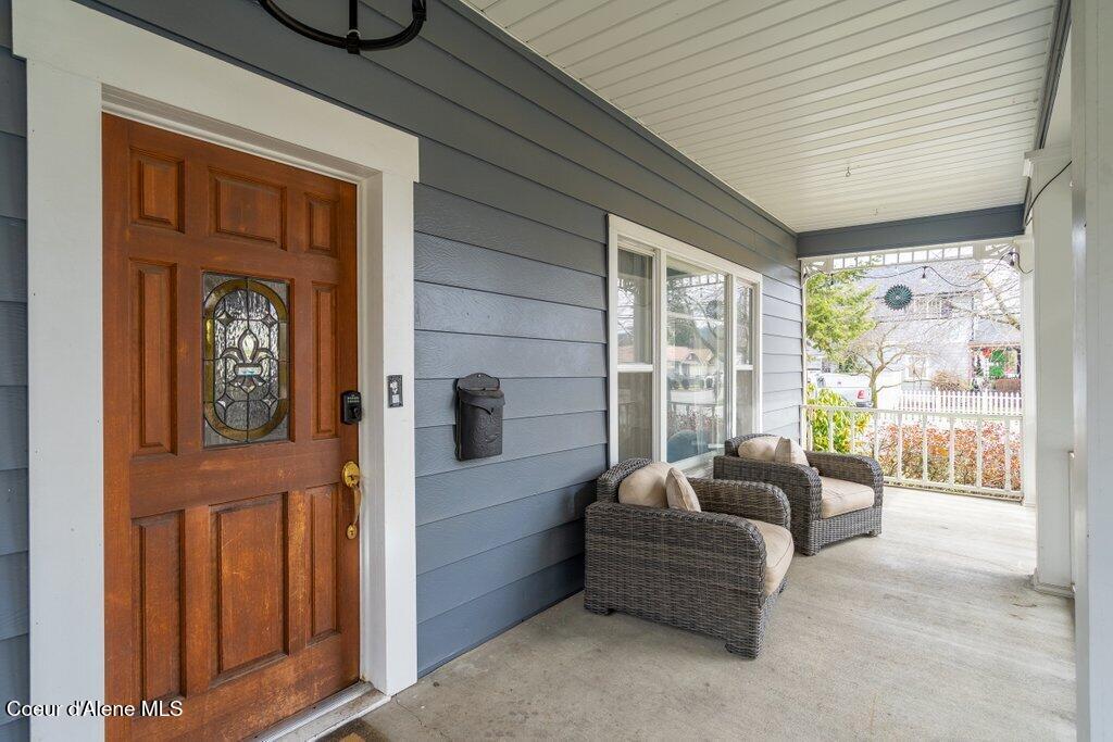 1027 East Indiana Avenue Coeur D'Alene, ID 83814 - Photo 3 of 36 022-1027EastIndianaAvenue-CoeurdAlene-ID