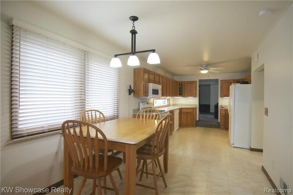 5762 Bullard Road Fenton, MI 48430 - Photo 17 of 34