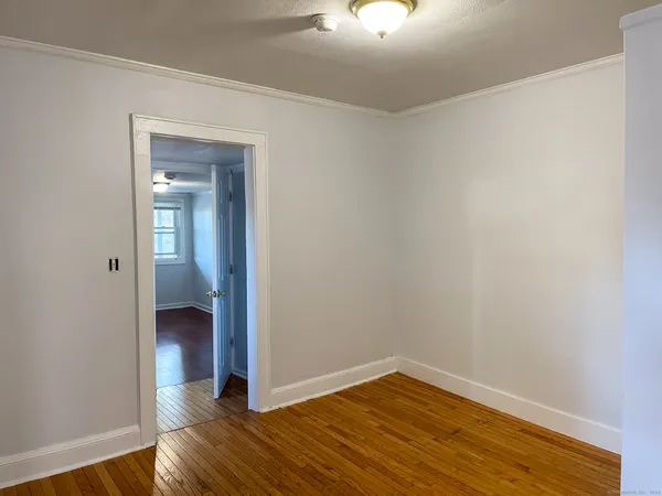 $2,200 | 155 Bouton Street, Unit FRONT, Norwalk, CT 06854