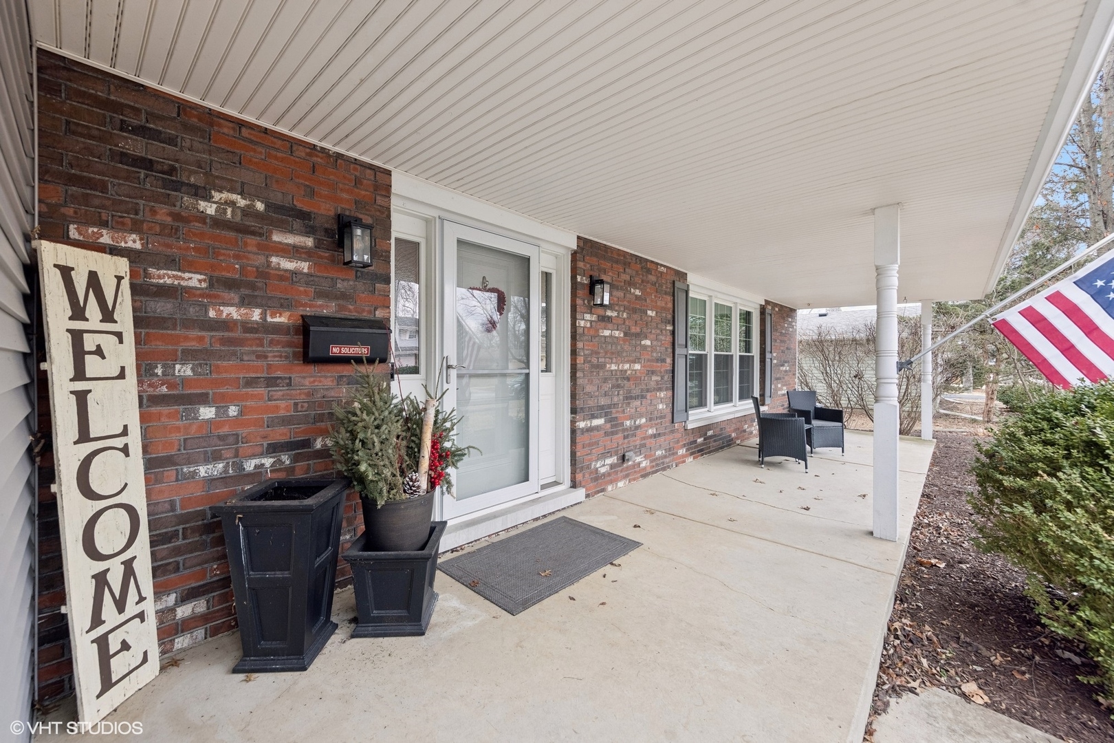 41 Swift Lane Naperville, IL 60565 - Photo 2 of 25 a view of a porch with seating space