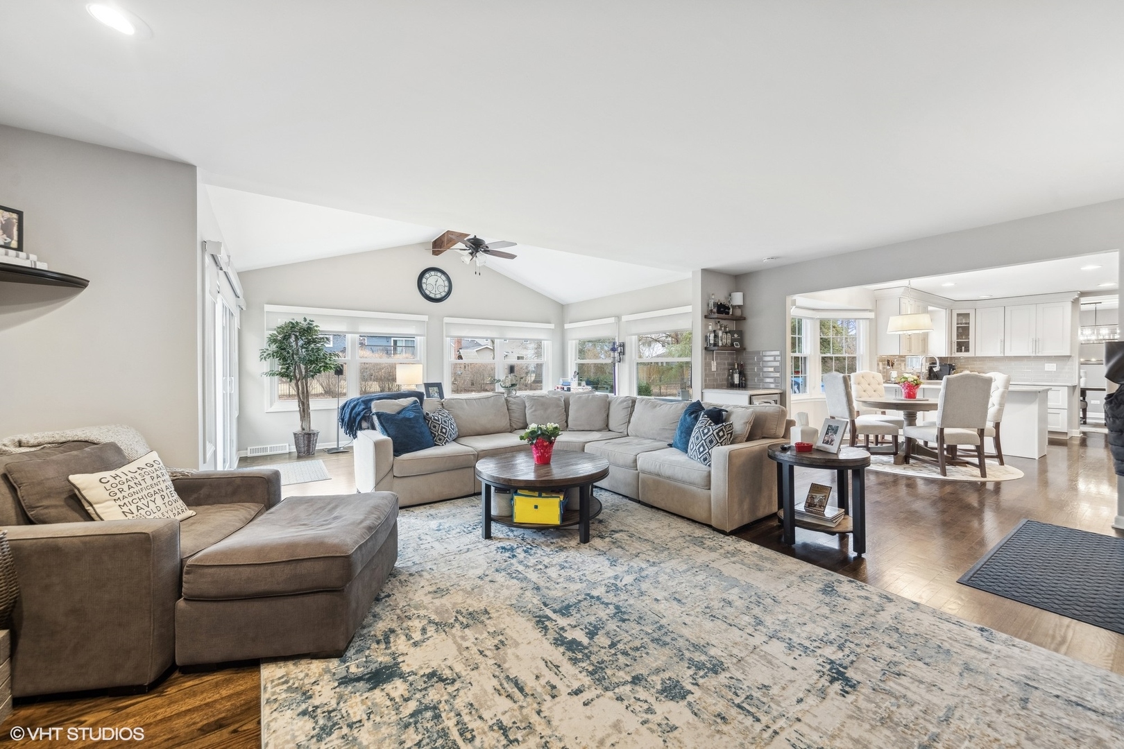 41 Swift Lane Naperville, IL 60565 - Photo 10 of 25 a living room with furniture and wooden floor