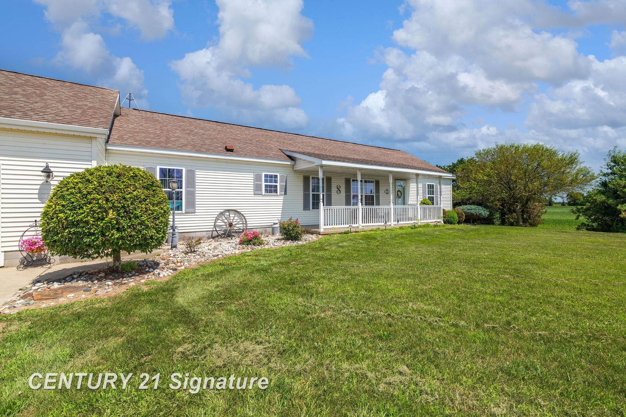 16320 O'Hara Road Hemlock, MI 48626 - Photo 3 of 50