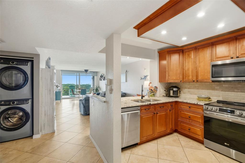 4823 Ebbtide Lane, Unit 404 Port Richey, FL 34668 - Photo 18 of 78 Gallery Image 18