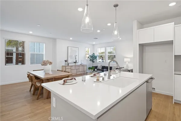 $998,000 | 2352 Channel Drive, Unit 101, Ventura, CA 93003
