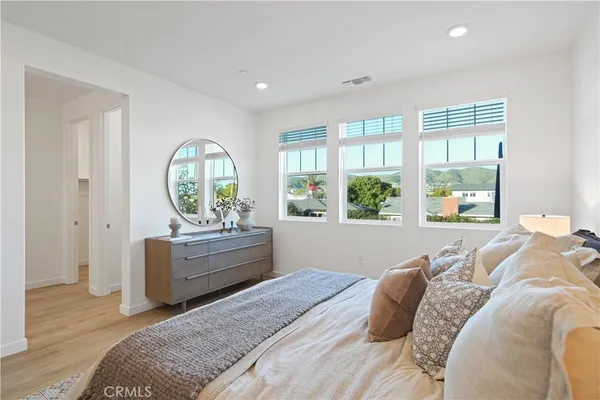 $998,000 | 2352 Channel Drive, Unit 101, Ventura, CA 93003