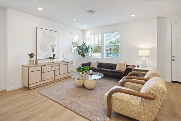 $998,000 | 2352 Channel Drive, Unit 101, Ventura, CA 93003